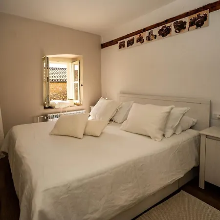 Heritage Casare