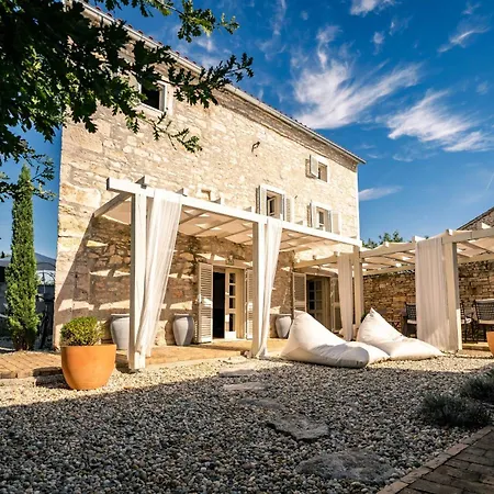 Villa Heritage Casare Režanci